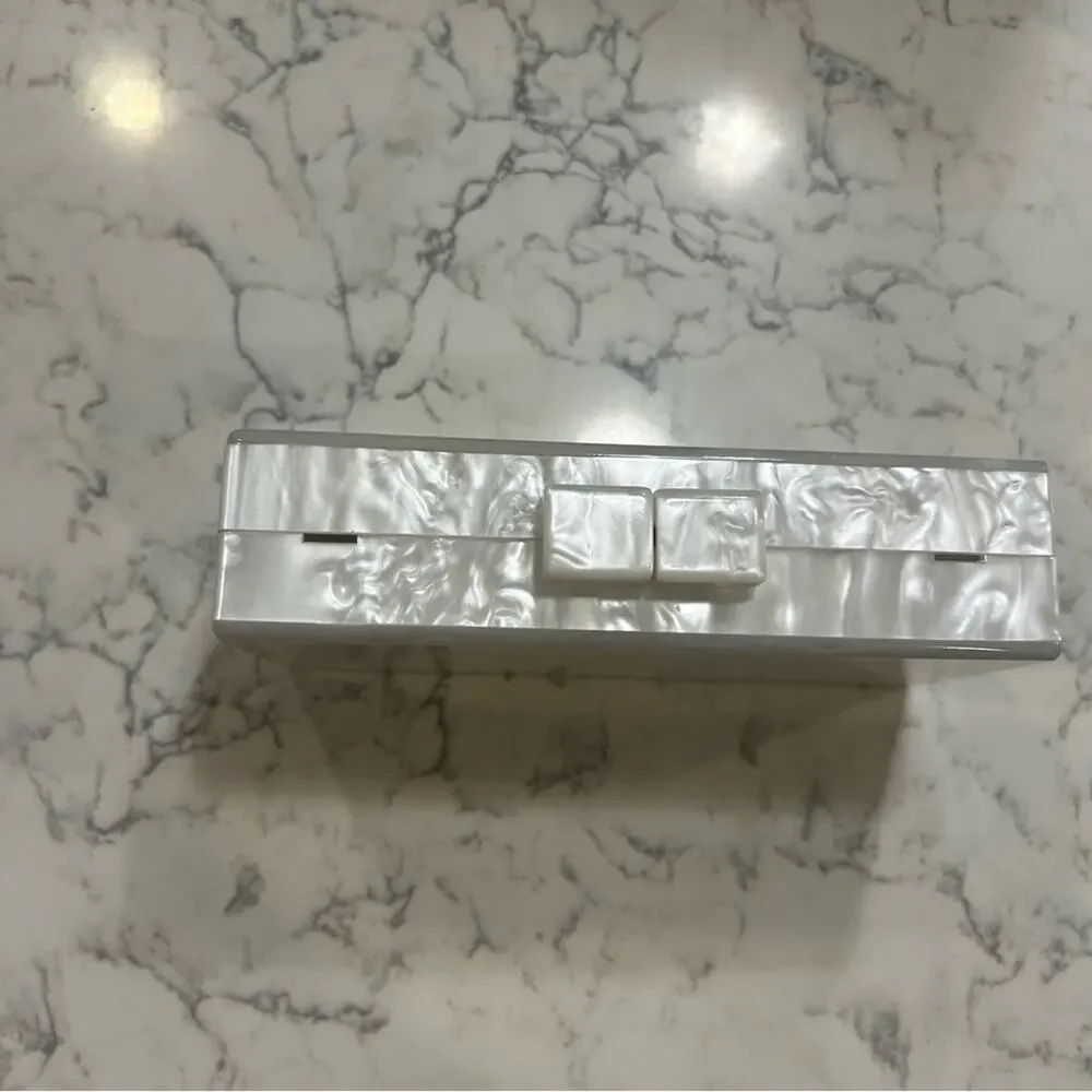 Mrs. White Marble Style Bridal Clutch w/‎ Chain